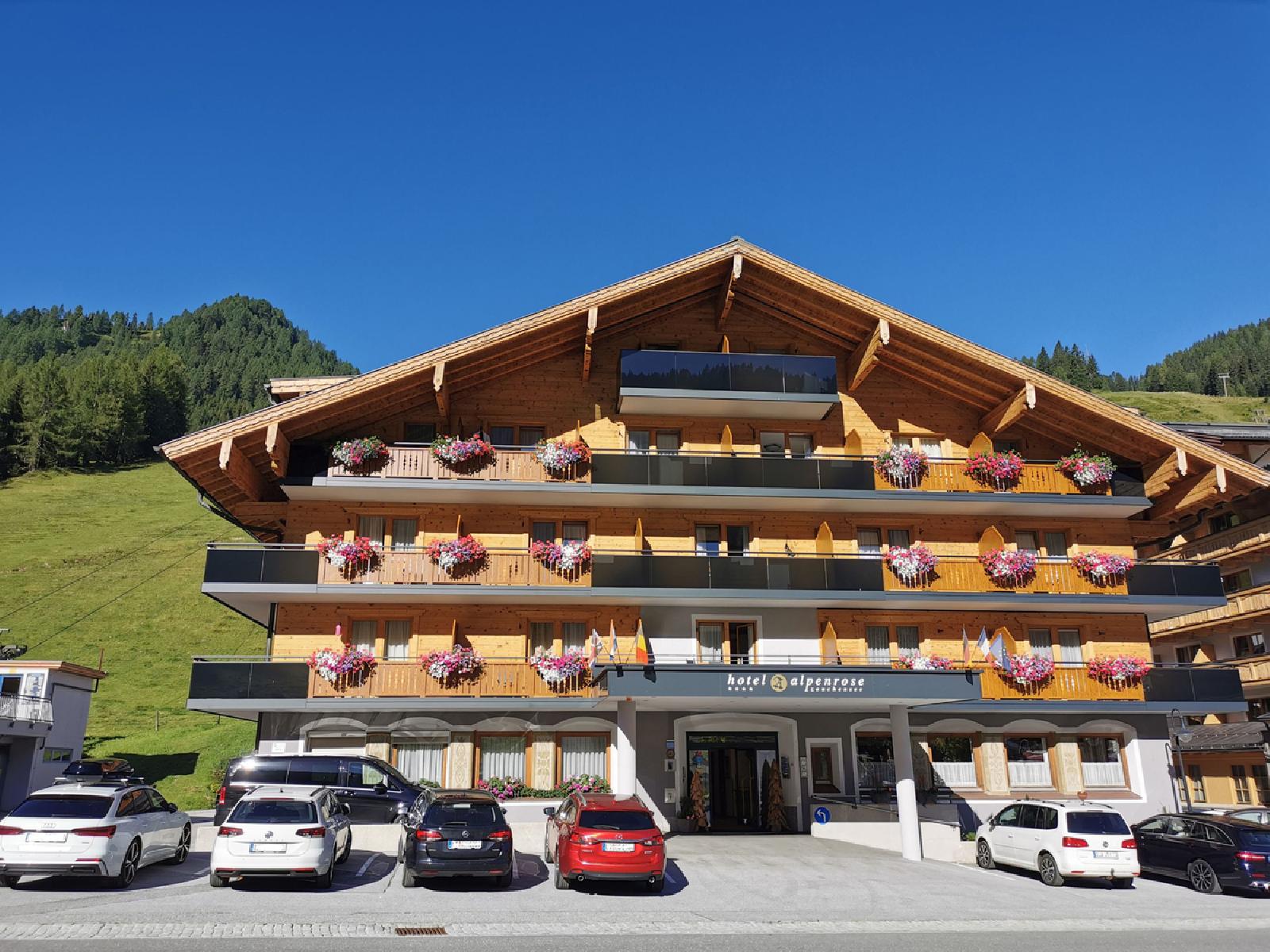 Apartment and Chalet