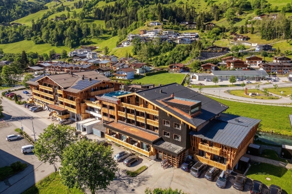 Apartment and Chalet ©ALPS RESORTS