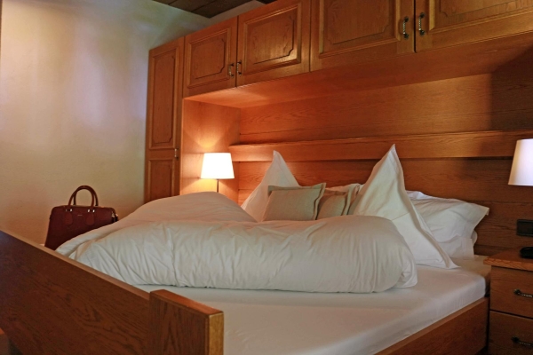 Room  Room
