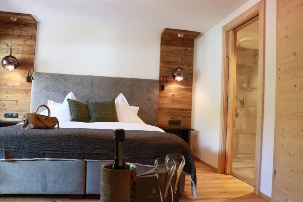 Room  Room