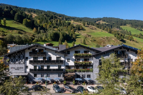 Hotel Austria Saalbach  Hotel Austria Saalbach