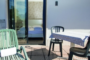 Room  Room