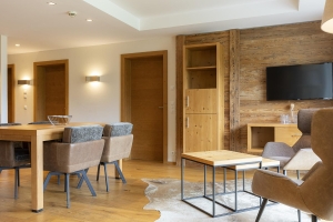 Apartment and Chalet 