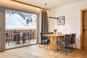 Apartment and Chalet 