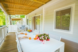 Apartment and Chalet 