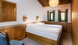 Apartment and Chalet 