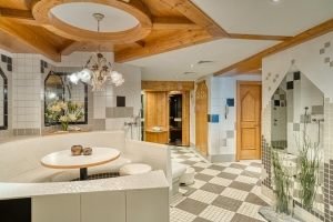 Apartment and Chalet 