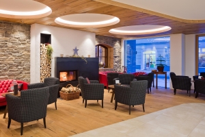 Reception & Lobby 
