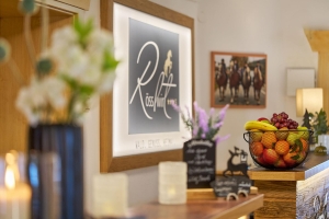 Reception & Lobby 