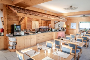 Apartment and Chalet 